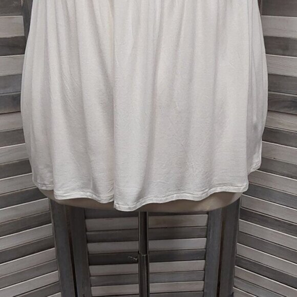 Ruffle Sleeve Tank | 89th + Madison | 1X - Picture 2 of 10